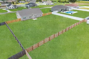 624 Fescue Dr, Statesboro, GA 30458 - Photo 2