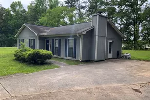 1408 New Huchinson Mill Rd, Lagrange, GA 30240 - Photo 2