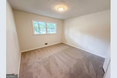 1938 Surrey Trail SE, Conyers, GA 30013 - Photo 12