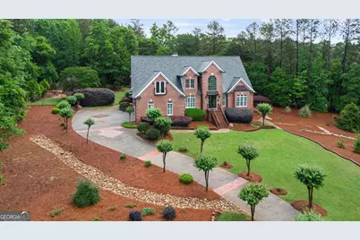 1001 Laurel Ridge Drive, McDonough, GA 30252 - Photo 2