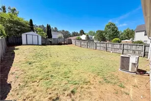 503 Oakleaf Ct, Acworth, GA 30102 - Photo 1