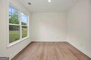 8929 Blackhall Rd, Jonesboro, GA 30236 - Photo 10