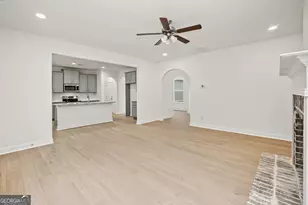 8929 Blackhall Rd, Jonesboro, GA 30236 - Photo 14