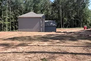 8929 Blackhall Rd, Jonesboro, GA 30236 - Photo 4