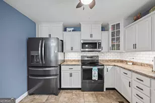 136 Wedgewood Dr, Danielsville, GA 30633 - Photo 8