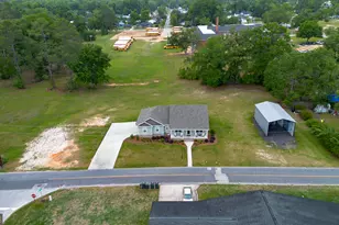 334 W Pine St, Metter, GA 30439 - Photo 28