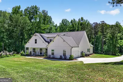 1764 Luther Bailey Road, Senoia, GA 30276 - Photo 8