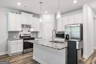 377 Station Overlook Dr, Auburn, GA 30011 - Photo 6