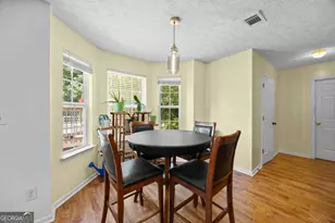 4041 Oak Crossing Dr, Suwanee, GA 30024 - Photo 12