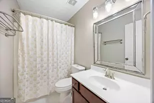 4041 Oak Crossing Dr, Suwanee, GA 30024 - Photo 26