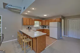 194 Harvey Ln, Lavonia, GA 30553 - Photo 14