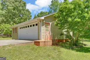 194 Harvey Ln, Lavonia, GA 30553 - Photo 10