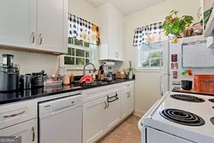 98 Hill St, Jefferson, GA 30549 - Photo 10