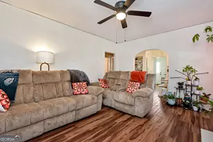 98 Hill St, Jefferson, GA 30549 - Photo 4