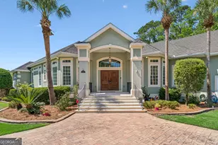 227 Harbor Pointe Dr, Brunswick, GA 31523 - Photo 2