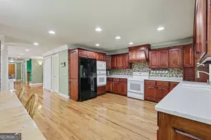 792 Bugscuffle Rd, Hiawassee, GA 30546 - Photo 18