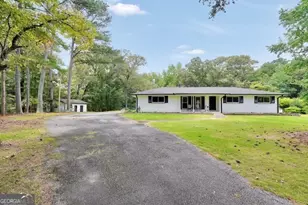 205 Elliott Rd, McDonough, GA 30252 - Photo 2