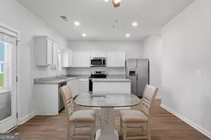 5760 Barrington Run, Union City, GA 30291 - Photo 6