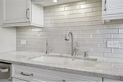 2660 Peachtree Road NW #20D, Atlanta, GA 30305 - Photo 34