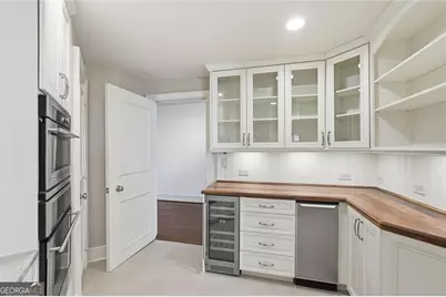 2660 Peachtree Road NW #20D, Atlanta, GA 30305 - Photo 32
