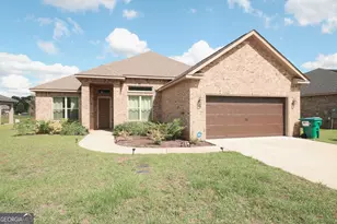 110 Gwendolyn Ave, Perry, GA 31069 - Photo 2