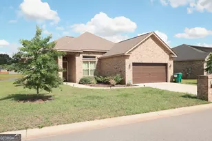 110 Gwendolyn Ave, Perry, GA 31069 - Photo 2