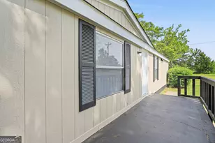 114 Lovers Ln NE, Milledgeville, GA 31061 - Photo 6