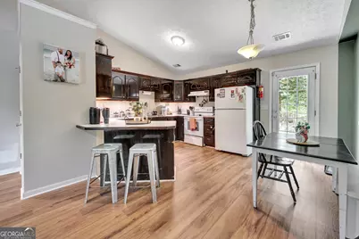 95 Hunters Trace, Covington, GA 30014 - Photo 8