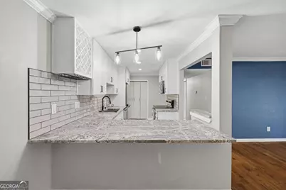 1704 Brighton Point, Atlanta, GA 30328 - Photo 8