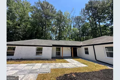 4559 Pembroke Drive SW, Smyrna, GA 30082 - Photo 2