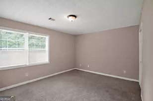 1767 Dunbarton Dr, Lithonia, GA 30058 - Photo 22