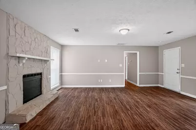 1767 Dunbarton Drive, Lithonia, GA 30058 - Photo 12