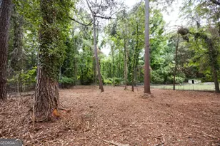 135 Cavalier Ct, Athens, GA 30606 - Photo 10