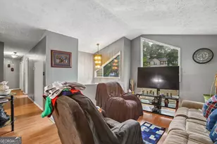 6930 Smoke Ridge Dr, Fairburn, GA 30213 - Photo 4
