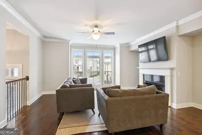 1056 Township Square, Alpharetta, GA 30022 - Photo 4