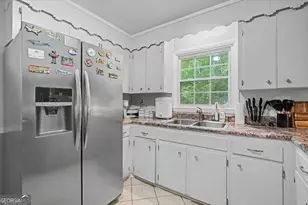 98 James St, Tallapoosa, GA 30176 - Photo 16