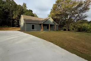 563 High Rd, Carnesville, GA 30521 - Photo 2
