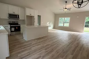 563 High Rd, Carnesville, GA 30521 - Photo 4