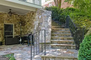 160 Trimble Crest Dr, Sandy Springs, GA 30342 - Photo 8