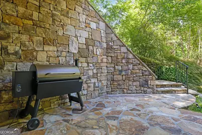 160 Trimble Crest Drive, Sandy Springs, GA 30342 - Photo 10
