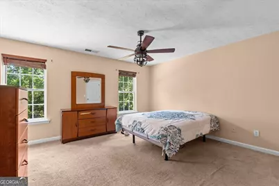 105 Hawk Ln, Carrollton, GA 30116 - Photo 16