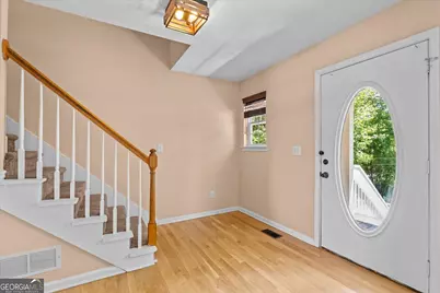 105 Hawk Ln, Carrollton, GA 30116 - Photo 4