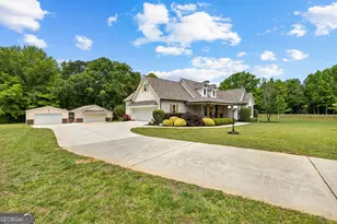 466 Bob Smith Rd, Sharpsburg, GA 30277 - Photo 1