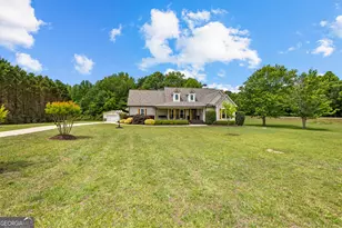 466 Bob Smith Rd, Sharpsburg, GA 30277 - Photo 2