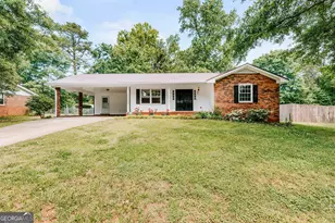 697 Bedford Dr, Hull, GA 30646 - Photo 2