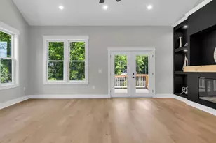 571 Lawrence St NE, Marietta, GA 30060 - Photo 6