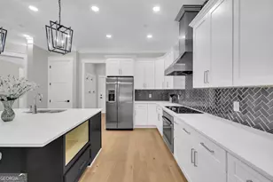 571 Lawrence St NE, Marietta, GA 30060 - Photo 14