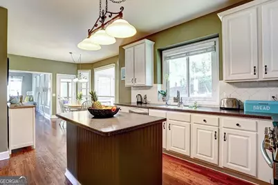 10995 10995 Kimball Crest Drive, Alpharetta, GA 30022 - Photo 6