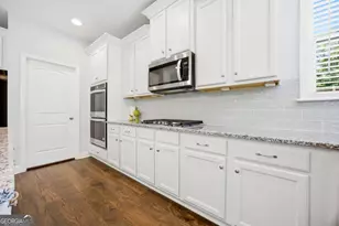 7055 Concord Brook Ln, Cumming, GA 30028 - Photo 10