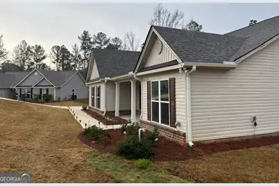 378 Riley Circle NW, Milledgeville, GA 31061 - Photo 2